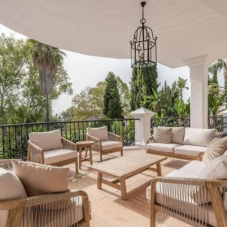 Villa Luxurious 7 Bed Frontline Golf In La Quinta